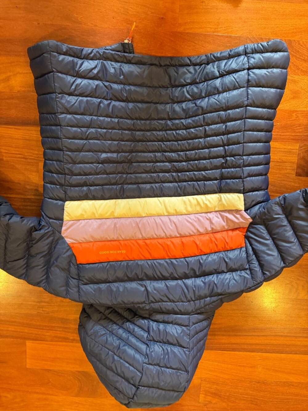 Cotopaxi Fuego Hooded Down Jacket - Women's - MED - Picture 3 of 3